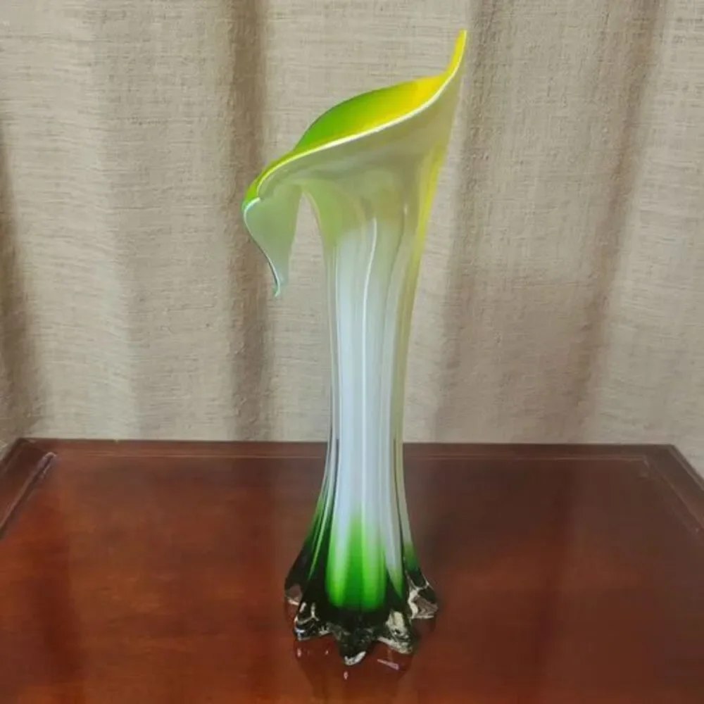 Jack in the Pulpit Calla Lilly Art Glass Vase